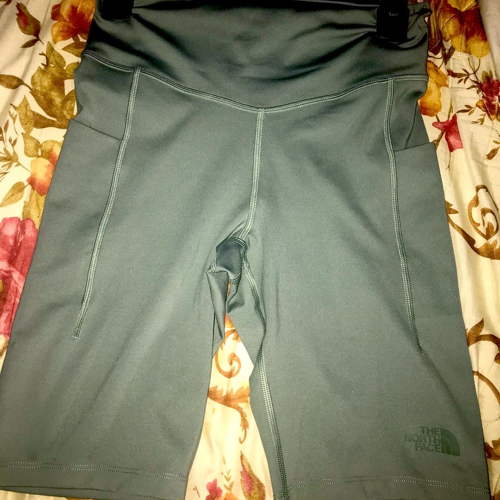 The North Face Women's Motivation Pocket 9” Shorts